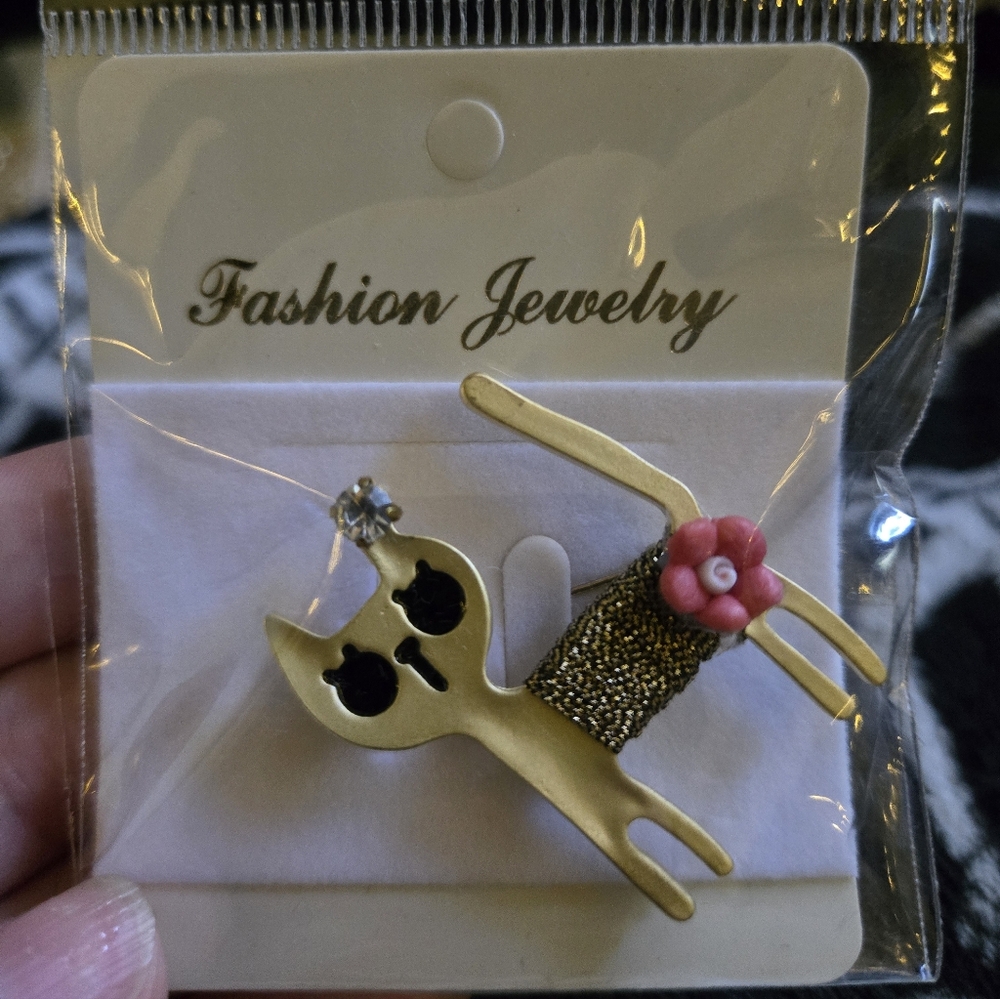 Gold and Pink Cat Brooch